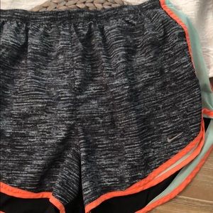Nike tempo shorts XL
